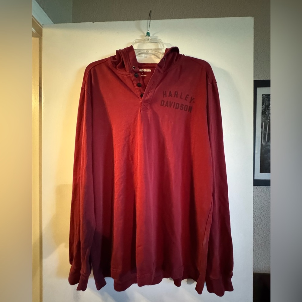 EUC Harley-Davidson Men's Red Shirt hoodie